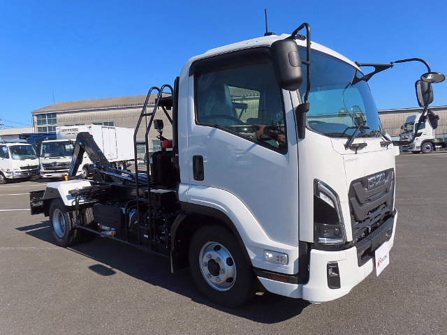 いすゞ 2RG-FRR90S4