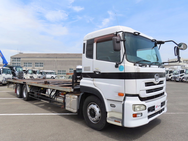 日産 QKG-CD5ZA