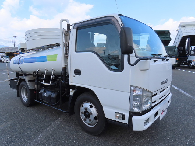 いすゞ BKG-NKR85AN