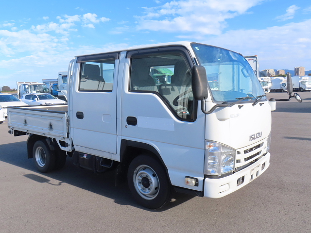 いすゞ TRG-NHR85A