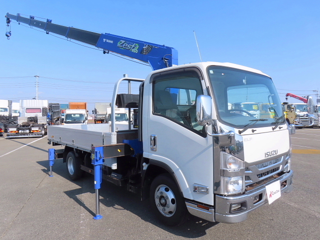 いすゞ TRG-NPR85AR