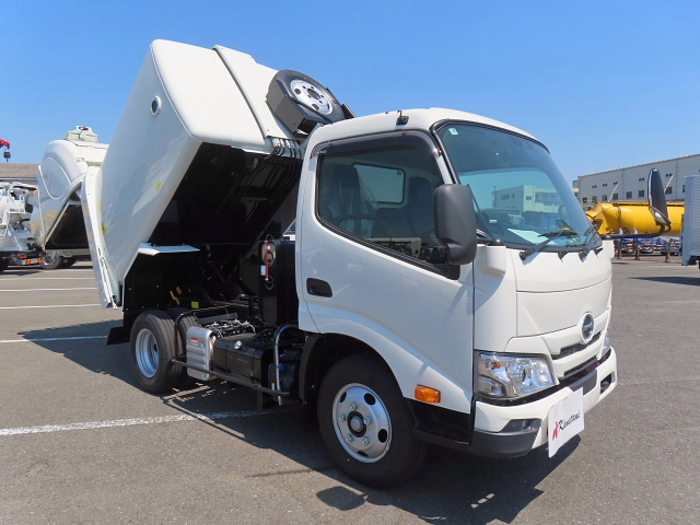 日野 2WG-XZU606X