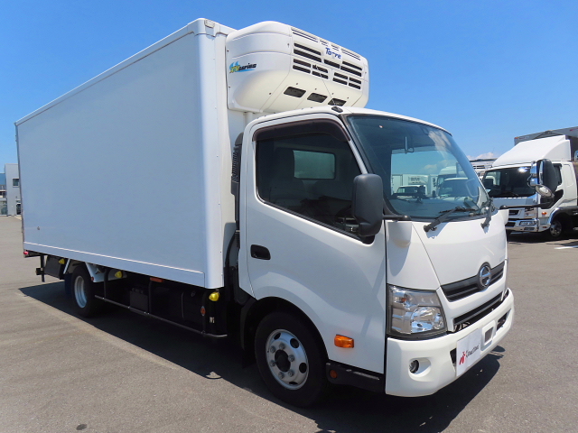 日野 TKG-XZU722M