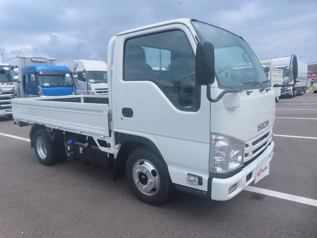 いすゞ 2RG-NJR88A