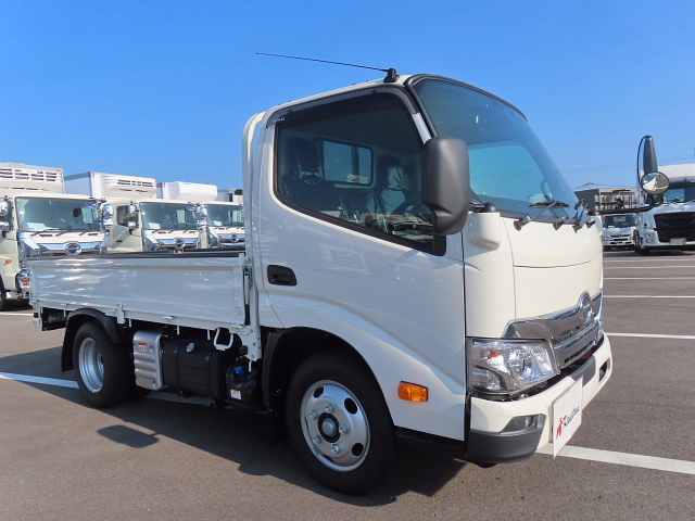 日野 2WG-XZU606M